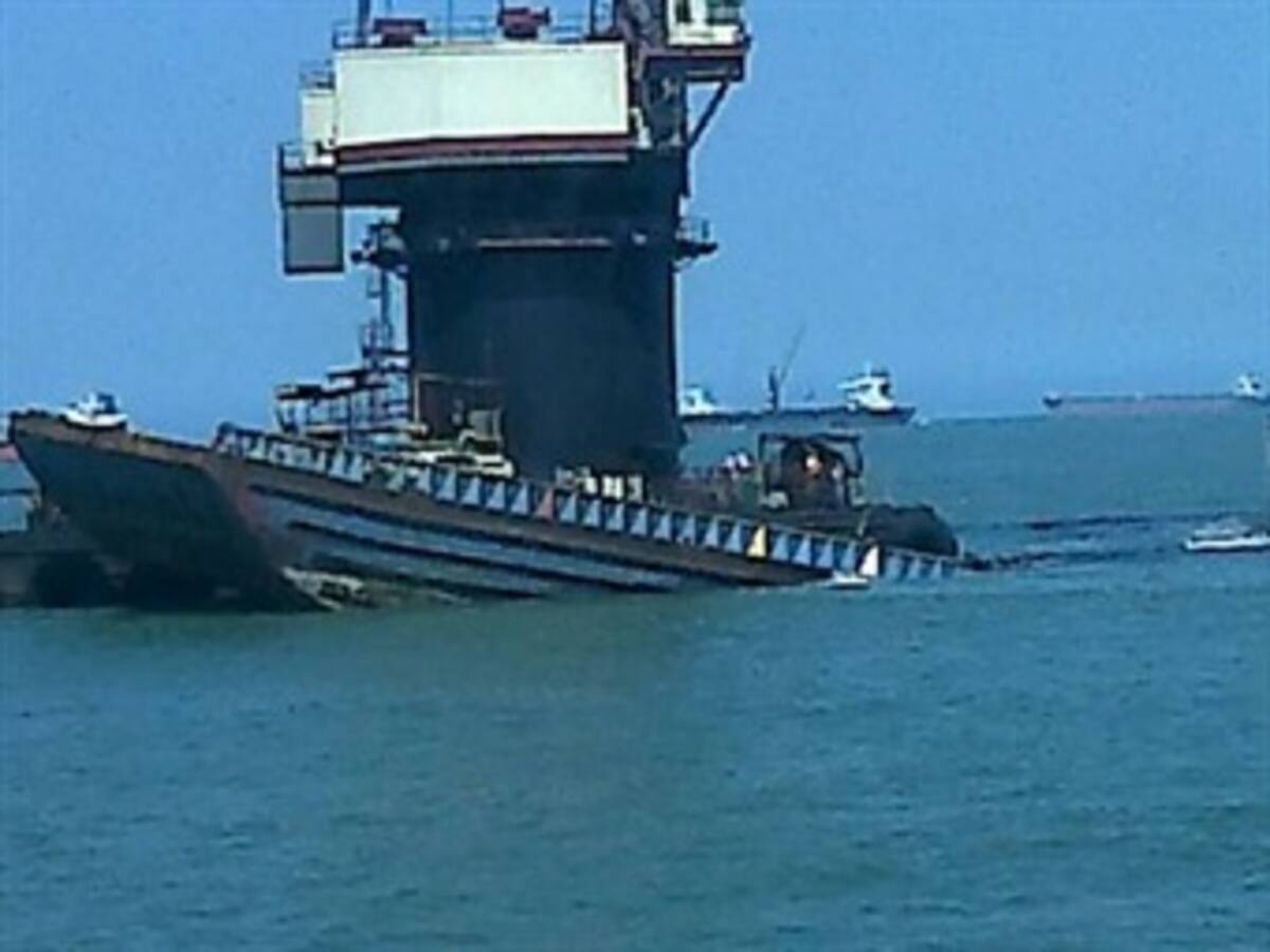 Drummond tendría multa y hasta pérdida de licencia si botó carbón al mar