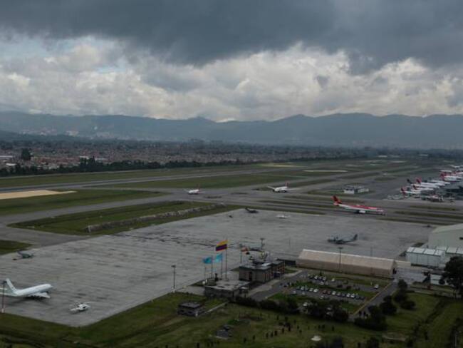 Aerocivil pedirá a la Anla ampliar el tiempo nocturno para la pista occidente-oriente