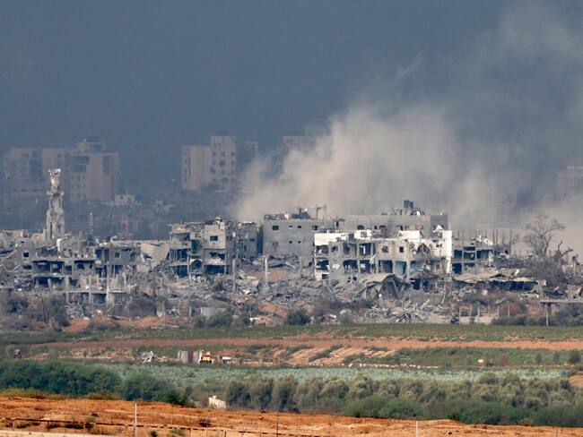 “Debemos enterrar a los muertos en fosas comunes”: Ministerio de Salud de Gaza