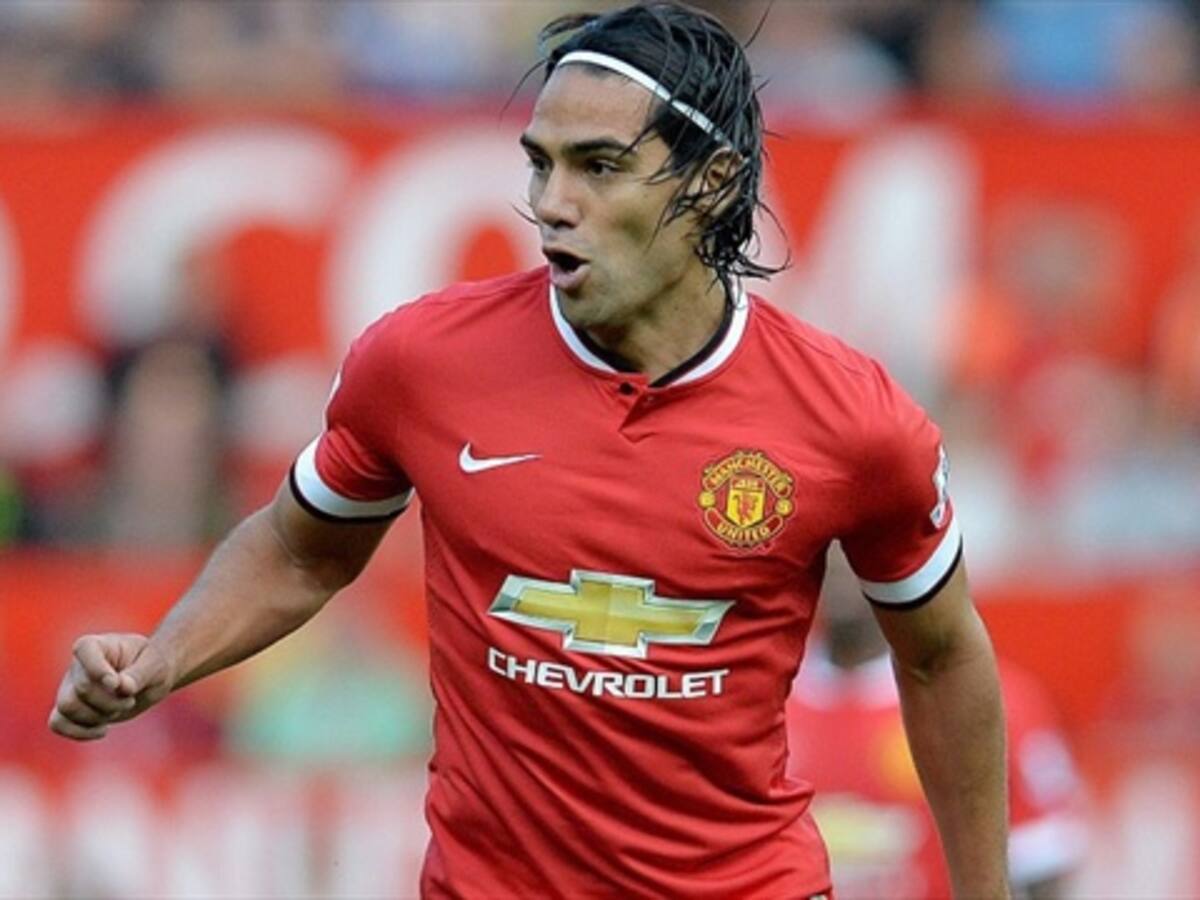 Falcao García suplente en la visita del Manchester United al Everton