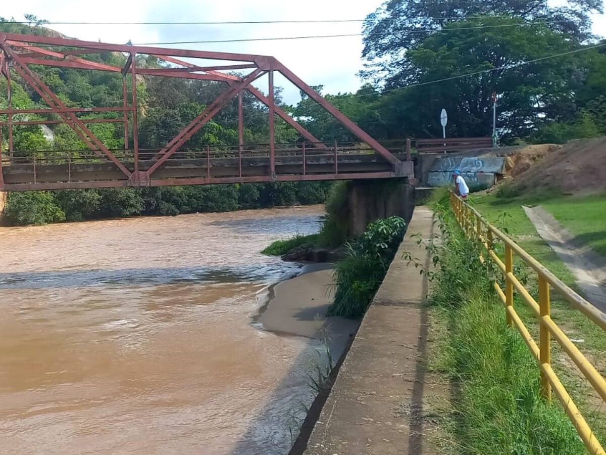 Nivel del río Sumapaz incrementa su nivel en Melgar, Tolima