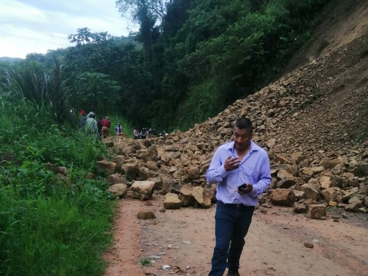 Fuertes lluvias tienen incomunicados los municipios de Saladoblanco y Oporapa