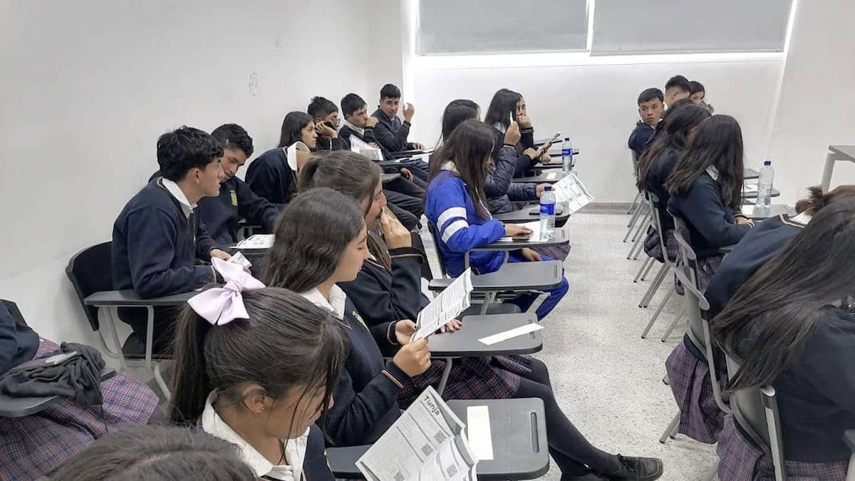 Recomendaciones del Ministerio de Educación por listas de materiales y cobros de tarifas en colegios