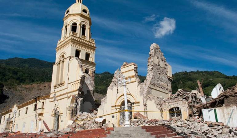 La Cúpula de la Iglesia es lo único que quedo en pie en Gramalote.