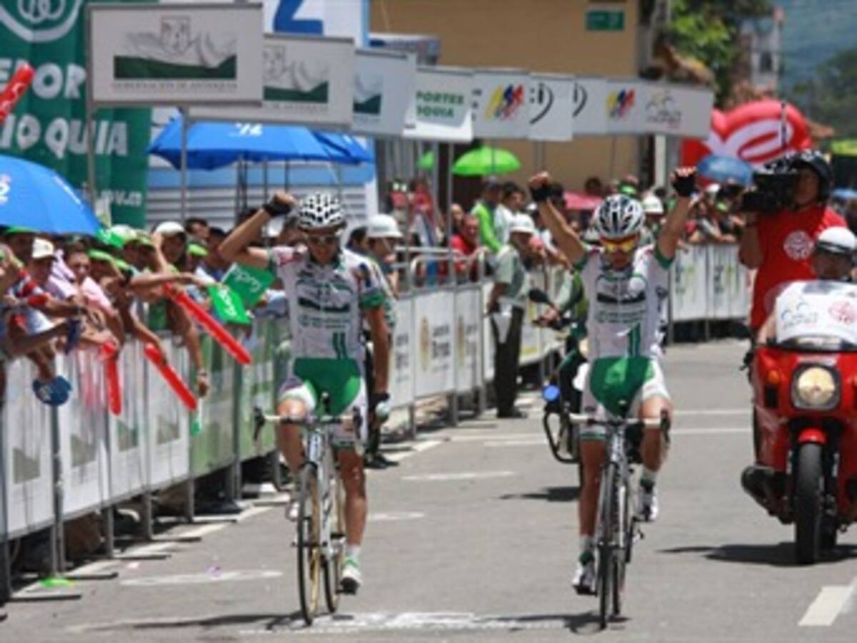 Oscar Sevilla recupera el liderato de la Vuelta a Colombia tras llegar segundo en la cuarta etapa