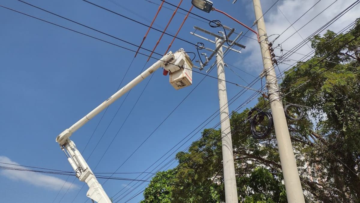 Falla técnica deja sin energía a varios sectores del norte de Barranquilla: esto se sabe