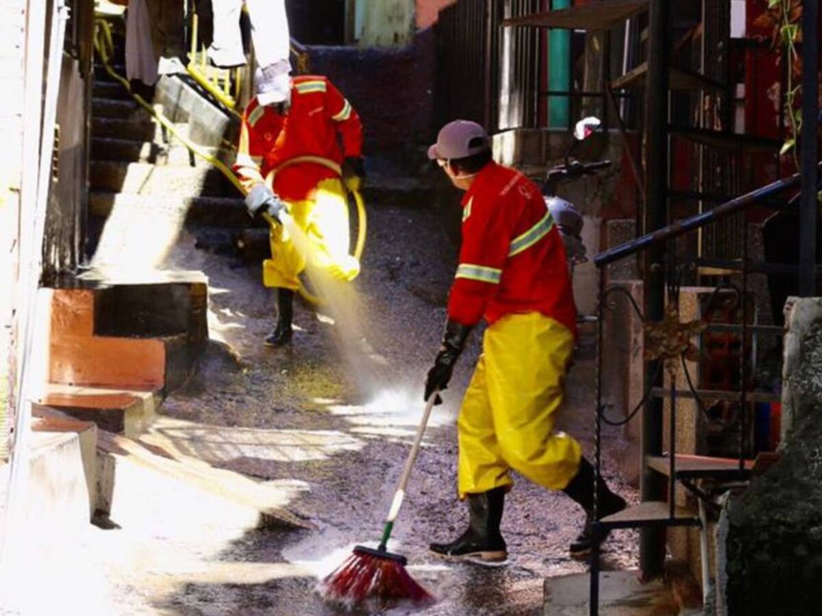 En Santa Cruz, sector Sinaí, se hizo jornada de desinfección