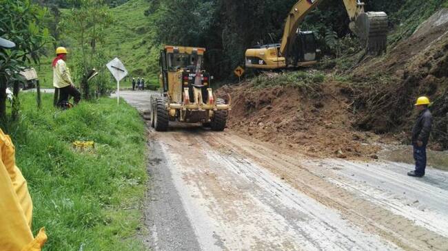 La maquinaria y los operarios estarán disponibles las 24 horas del día