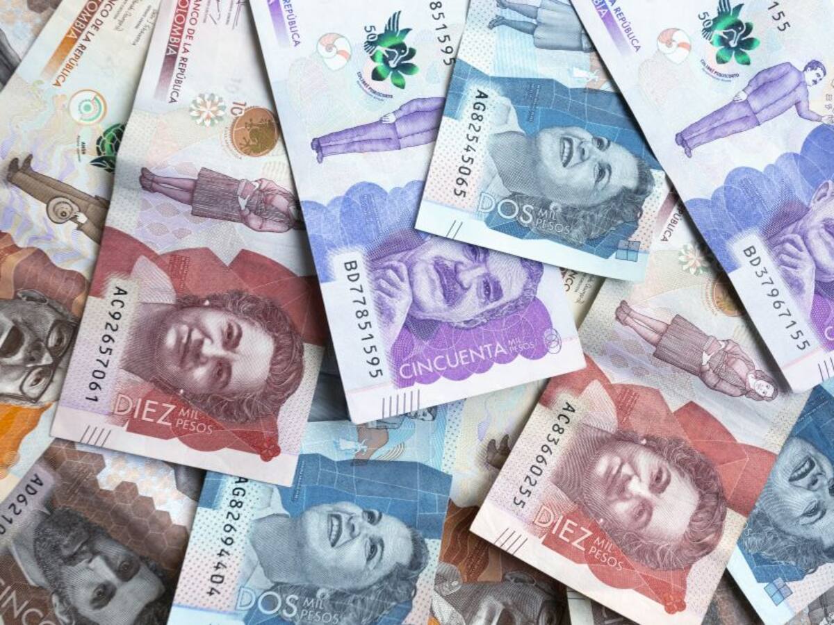 ETB y DIRECTV pagarán millonaria multa por incumplimiento en sus servicios