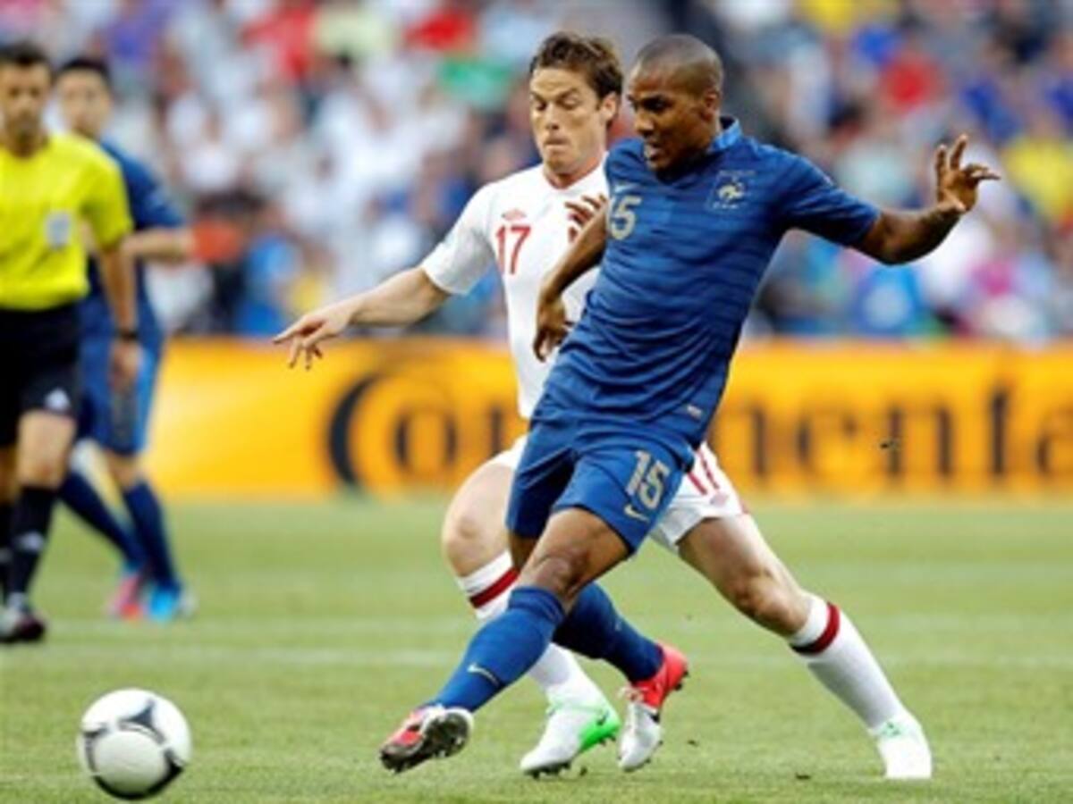 Malouda: 'España deslumbra por su extraordinario dominio del balón'