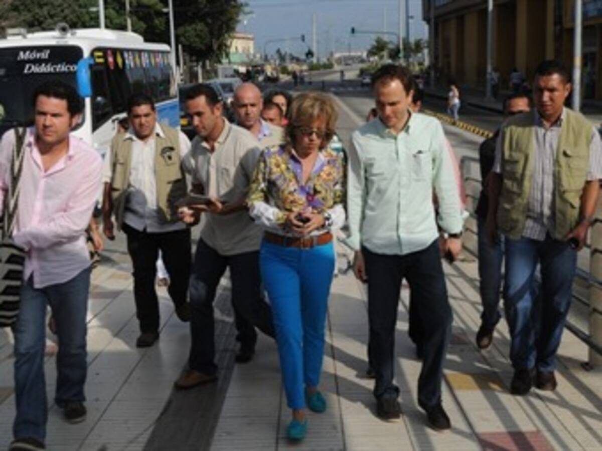 Ministra de Transporte inicia recorrido por las vías entre Antioquia y Cartagena
