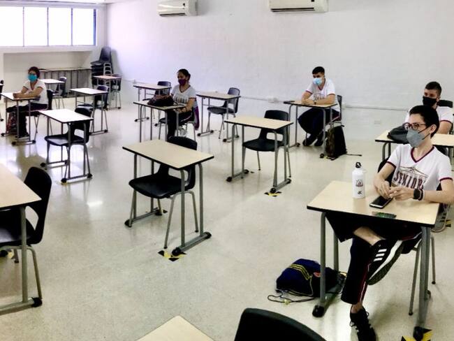 VIDEO: New Cambridge inició clases presenciales