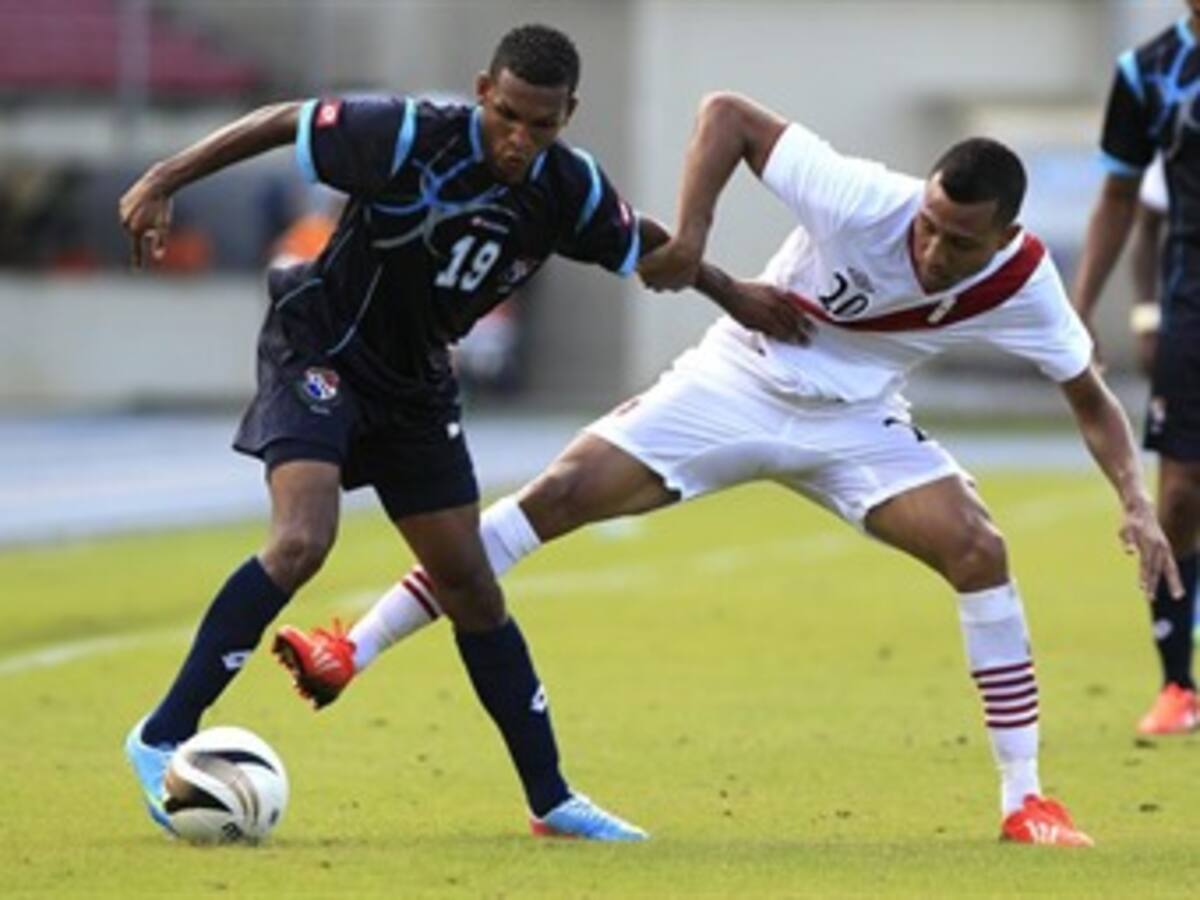 Perú venció 2-1 a Panamá en partido amistoso