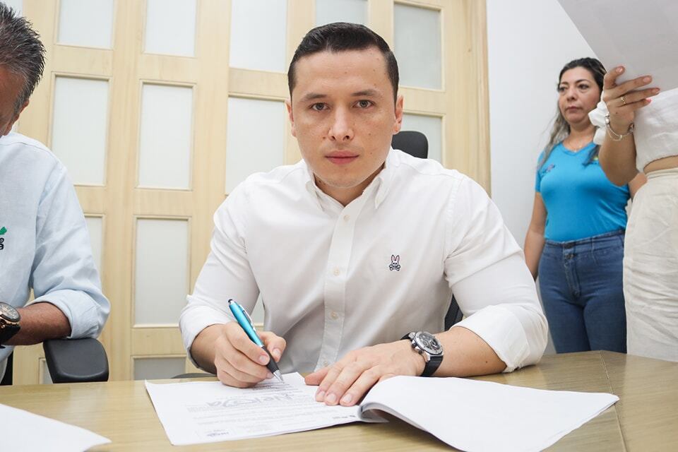 Quintana, ingeniero civil con especialización en Alta Gerencia y Contratación Estatal ya se ha desempeñado en este mismo cargo, años atrás, pero en la Administración Municipal de Pitalito.