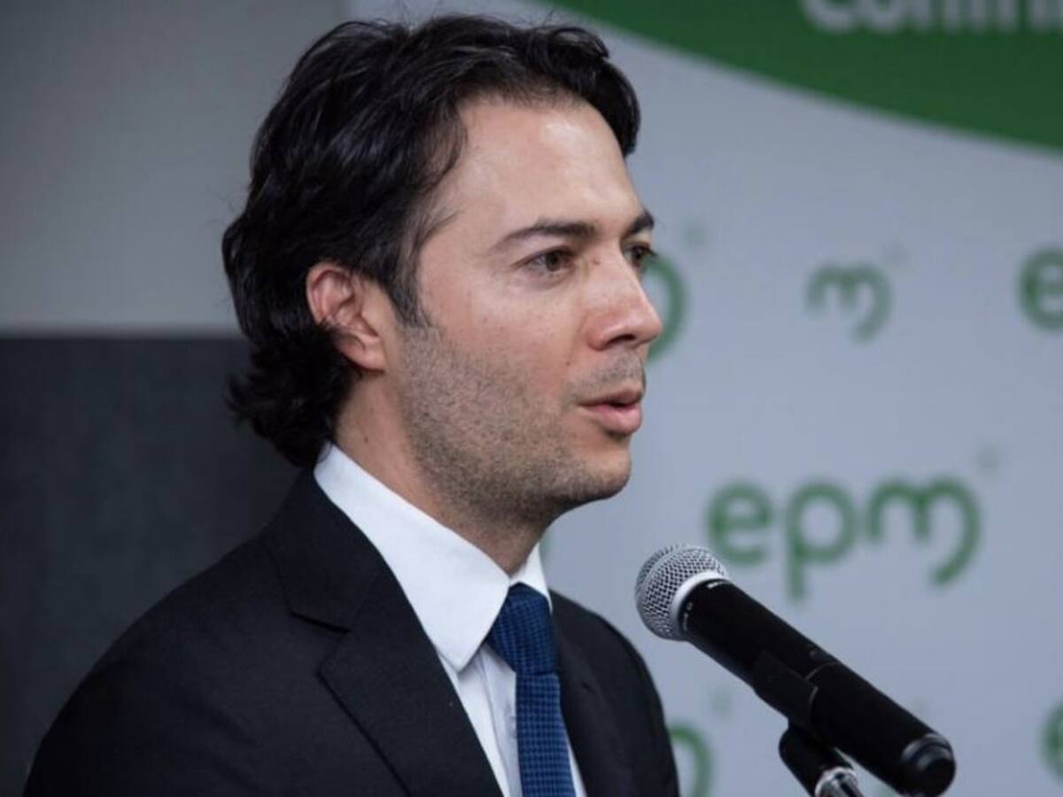 Quintero dice que cambiará contratistas con o sin fallo de Contraloría