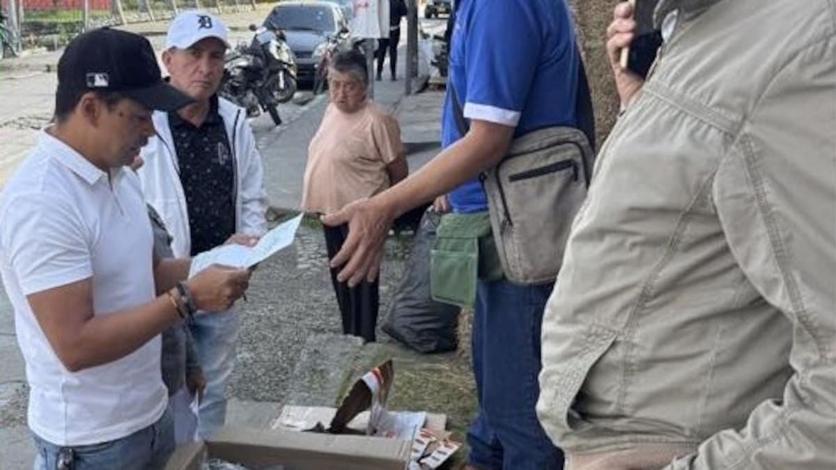 César Holguín y la labor social con medicamentos