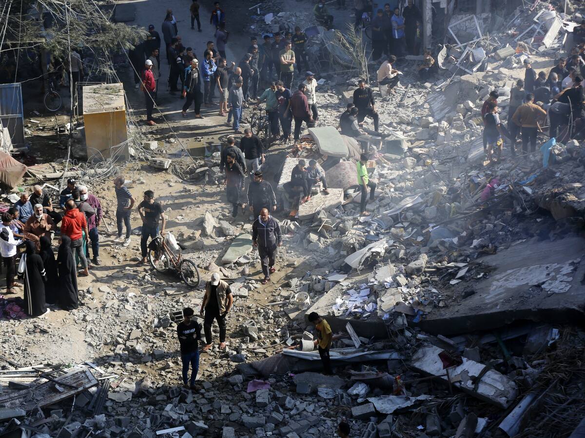 Ataque israelí deja al menos 20 personas muertas y 155 heridas que esperaban ayuda en Gaza