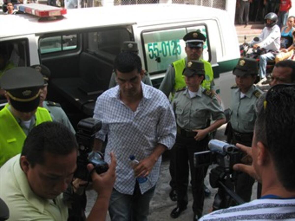 A prisión capitán de la Policía por presunto abuso