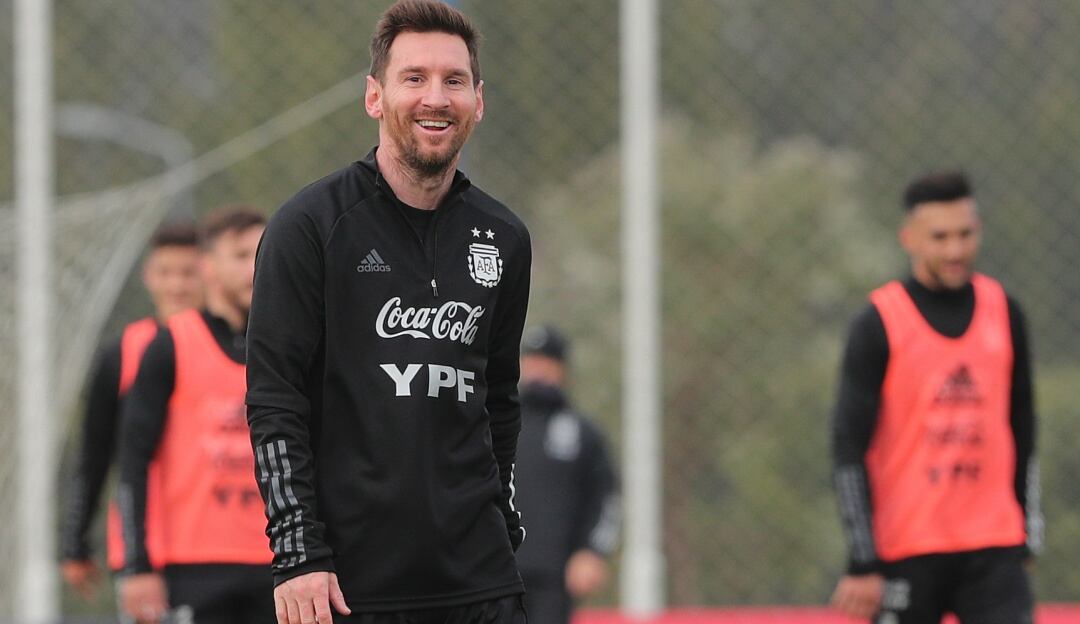 Lionel Messi entrenando el día de su cumpleaños