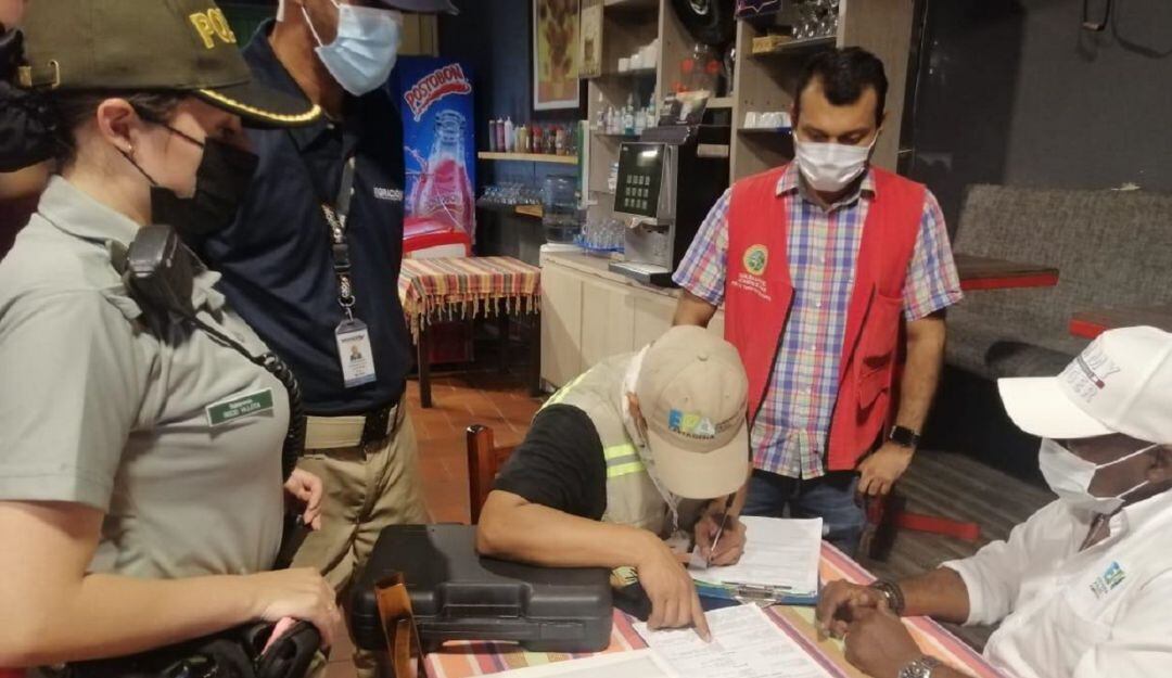 El cierre fue realizado en el bar Le Petit