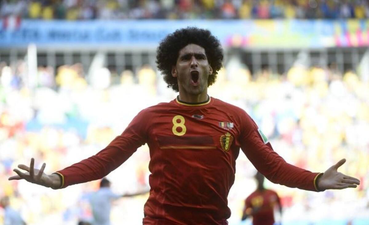 Sofiane Feghouli abrió el marcador en el minuto 24 desde el punto penal y Fellaini consiguió el empate en el 70. Mertens consiguió el 2-1 y le dio la victoria a los "Diablo rojos".