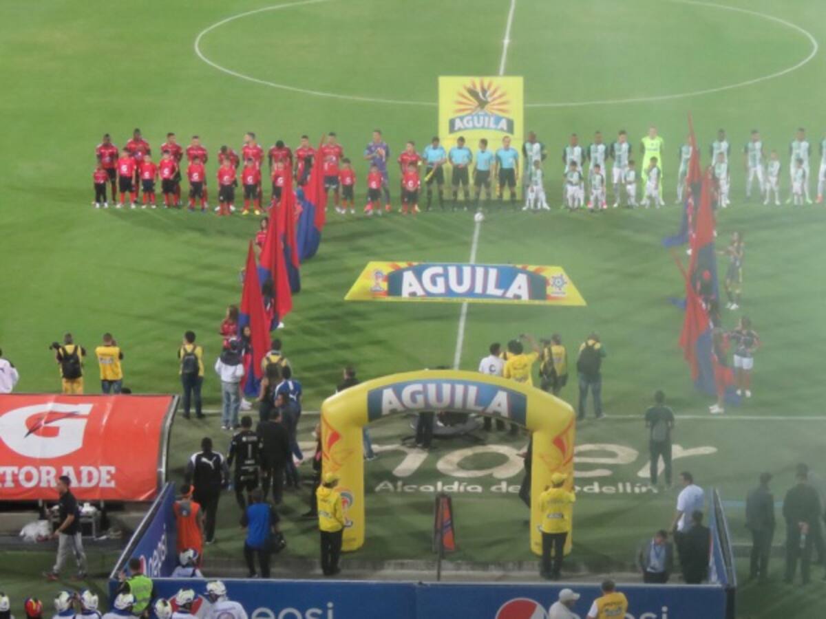 Con 10 hombres, Medellín se quedó con el clásico antioqueño 295