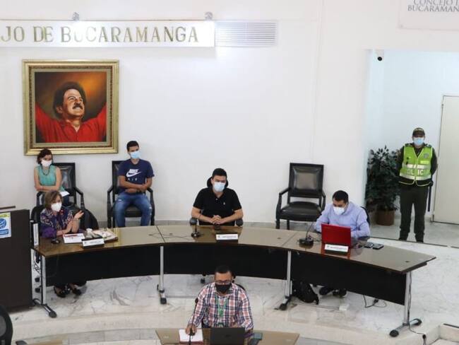 Prohiben el plástico de un solo uso en la Alcaldía de Bucaramanga