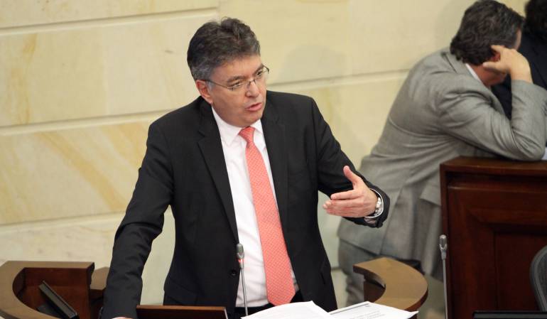 Ministro de Hacienda, Mauricio Cárdenas.