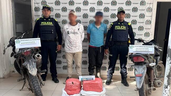 La incautación de aproximadamente 12 kg de marihuana que al parecer serían distribuidos y comercializados en el municipio de La Plata.