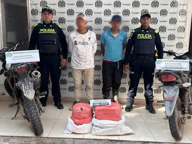 La incautación de aproximadamente 12 kg de marihuana que al parecer serían distribuidos y comercializados en el municipio de La Plata.