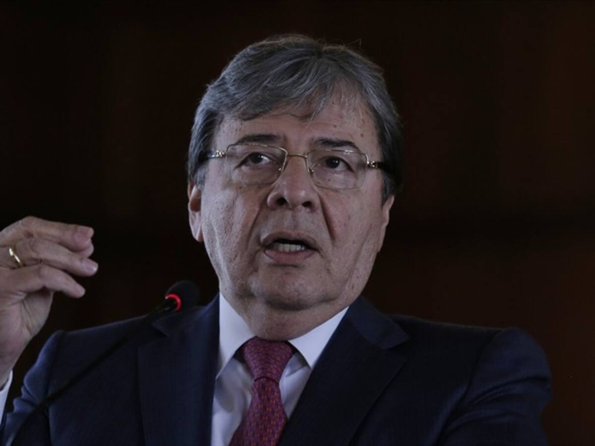 Colombia actúa sin espíritu belicista: canciller