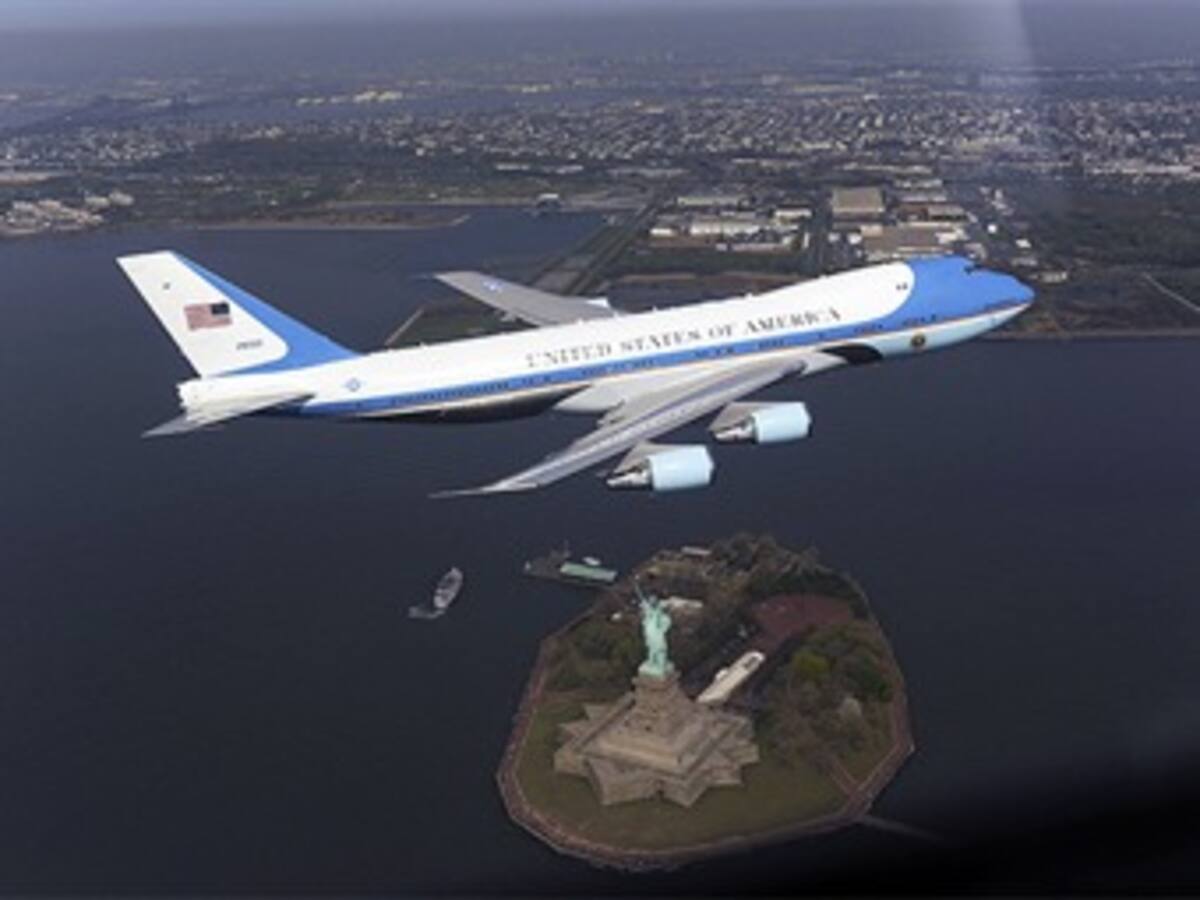 Dimite el responsable que autorizó el vuelo del Air Force One sobre Manhattan