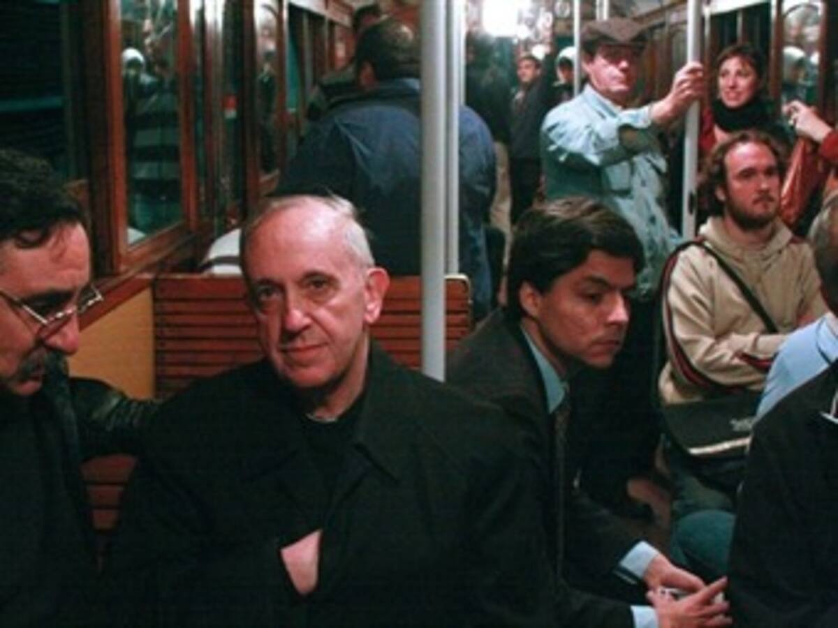 La "novia" de la secundaria del papa Francisco recuerda su propuesta de boda
