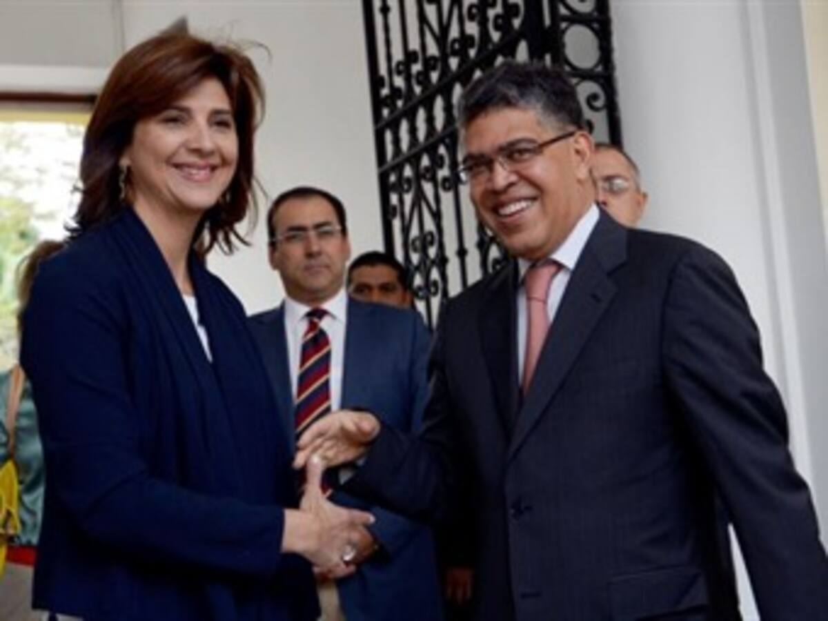 Holguín se reúne hoy con Jaua para iniciar cuarto puente fronterizo