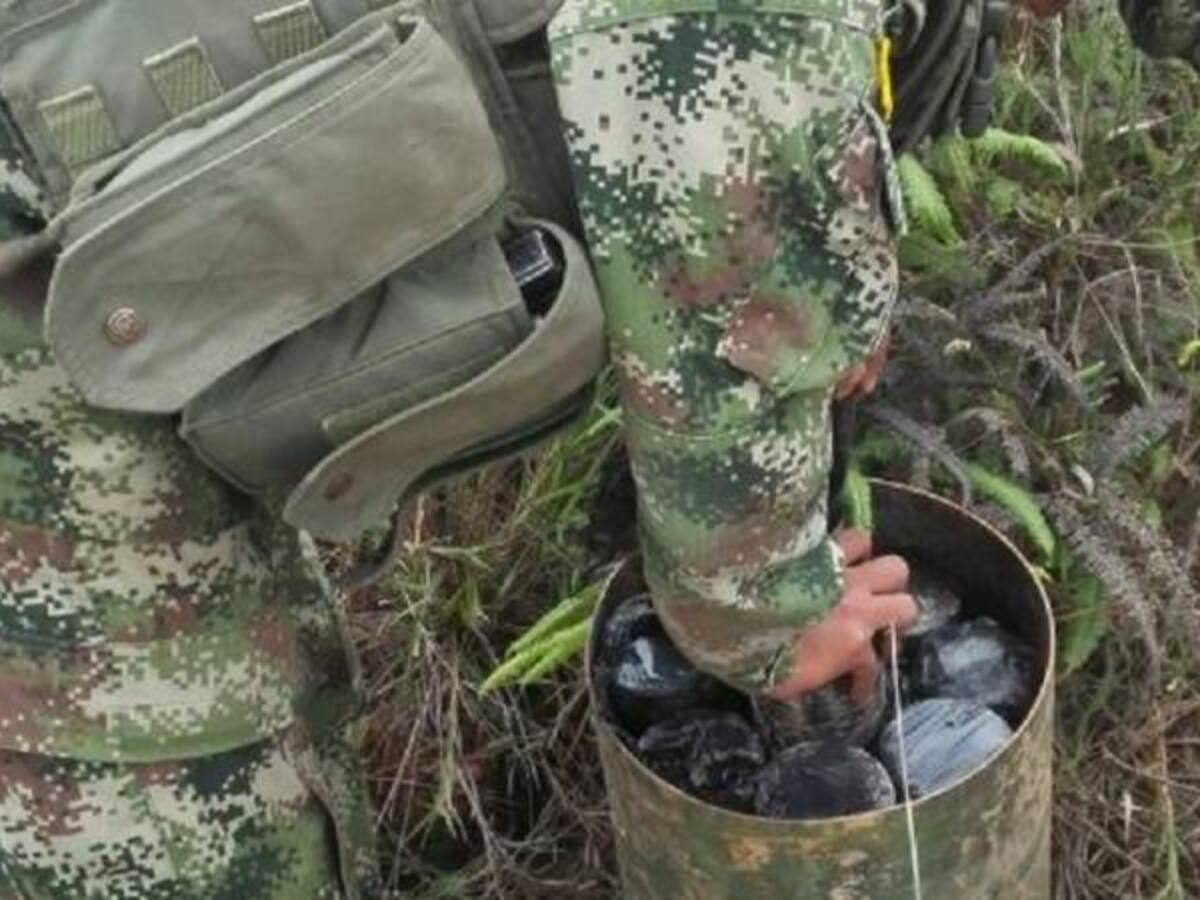 Frustran atentado con cilindro bomba del ELN en la vía Boyacá con Casanare