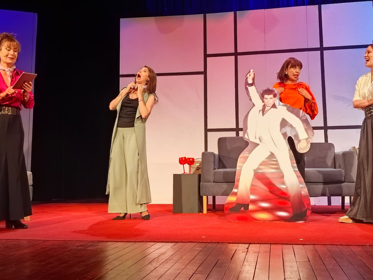 La comedia musical “Las Novias de Travolta” se presentan en Casa E Borrero