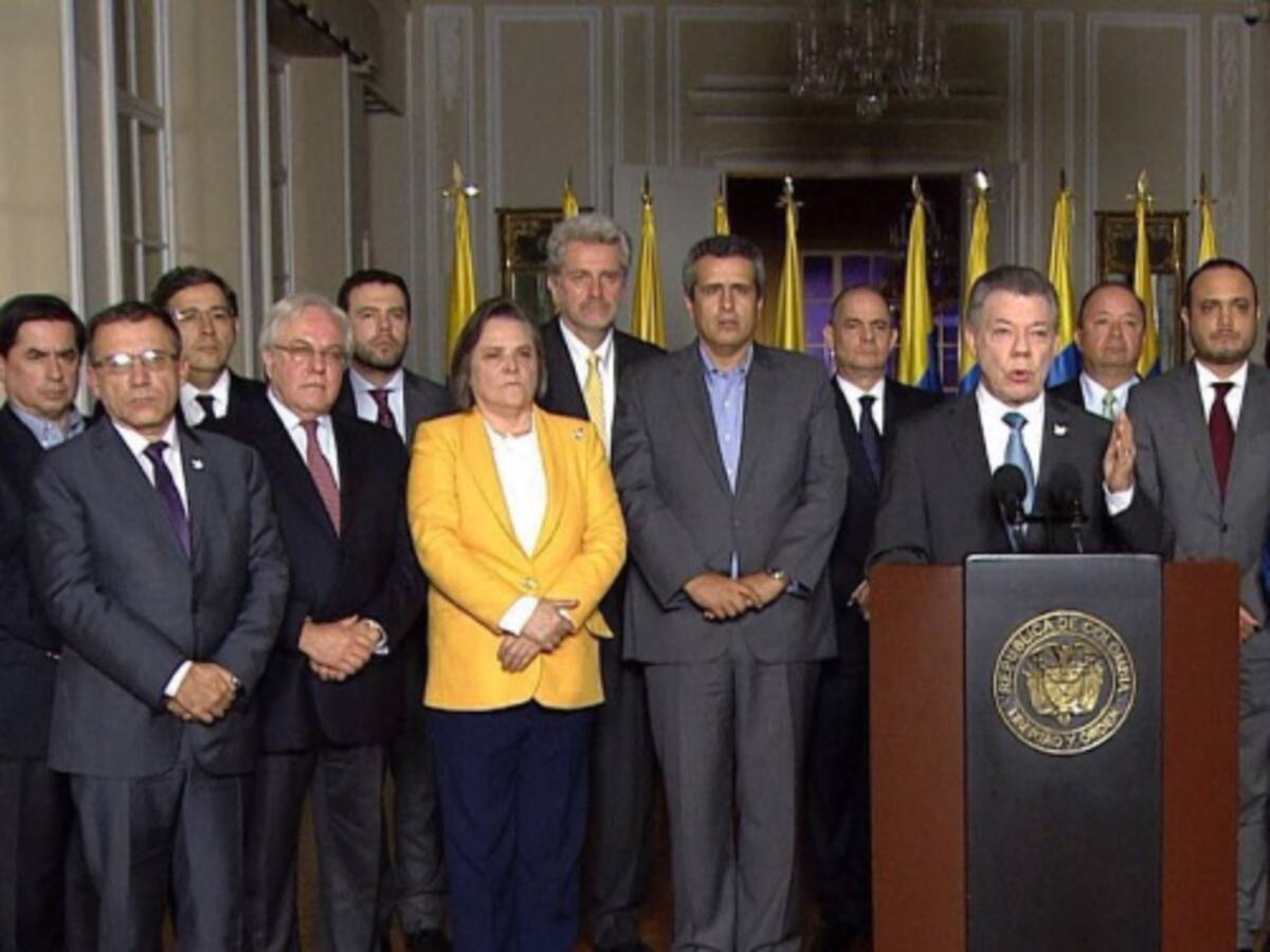 Santos agradeció a expresidentes apoyar no comparecencia ante La Haya