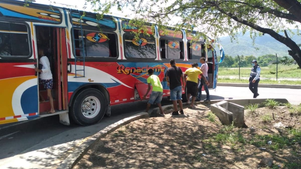 Balance de movilidad y seguridad en Santa Marta durante el puente festivo