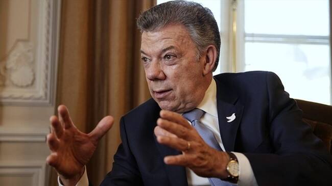 Santos dice que el próximo presidente no cambiará la economía del país. Foto: Colprensa