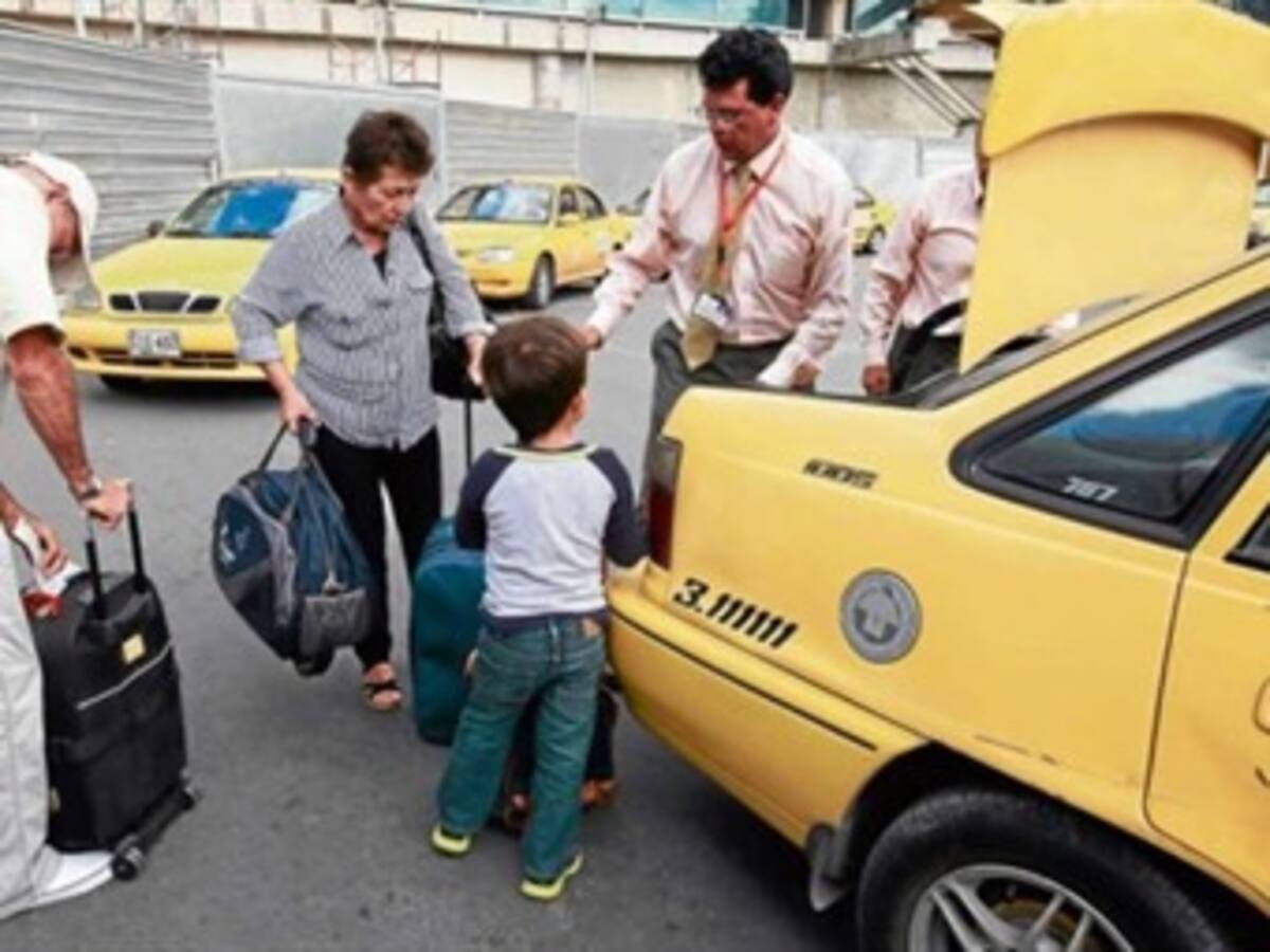 Empresa de taxis apeló fallo judicial para buscar prestar el servicio en el Aeropuerto