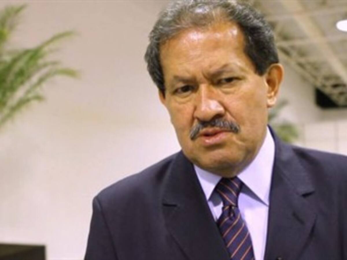 Hay personas que prefieren la guerra que la paz y hay que respetarlo:Garzon