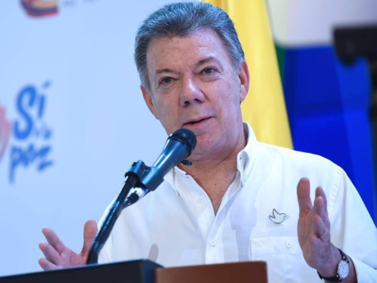 Santos busca, con partidos Liberal y La U, impulsar la campaña por el plebiscito