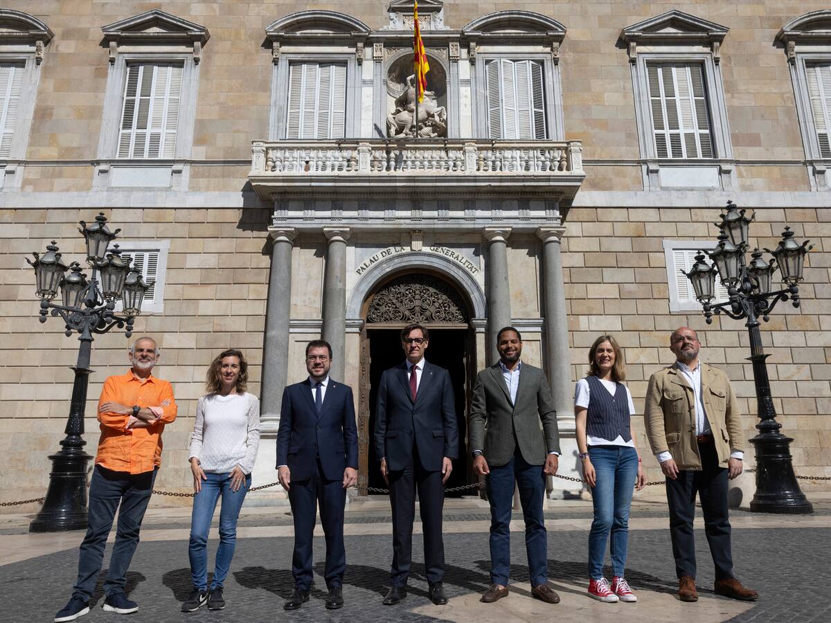 Más de 5,7 millones de personas llamadas a votar en las elecciones de Cataluña