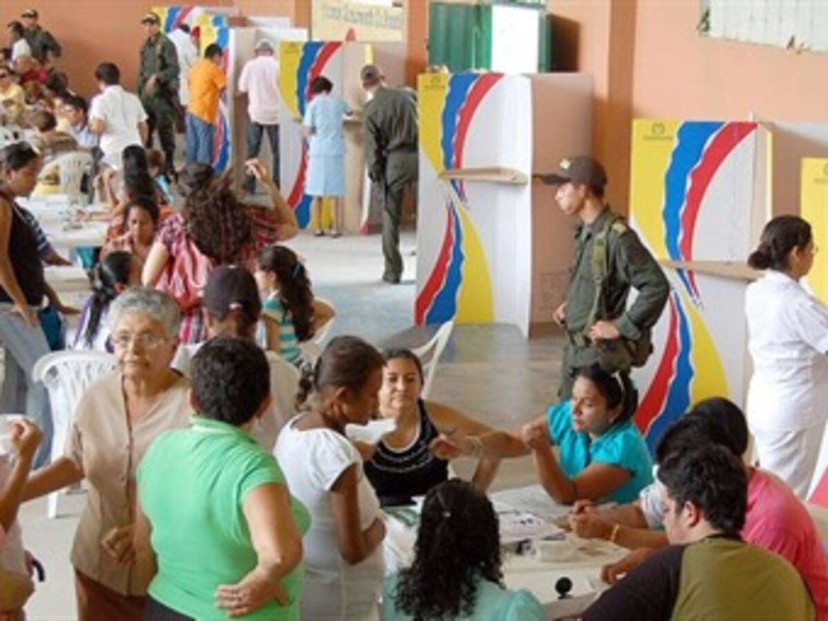 Más de 5.000 funcionarios públicos vigilarán elecciones en todo el país