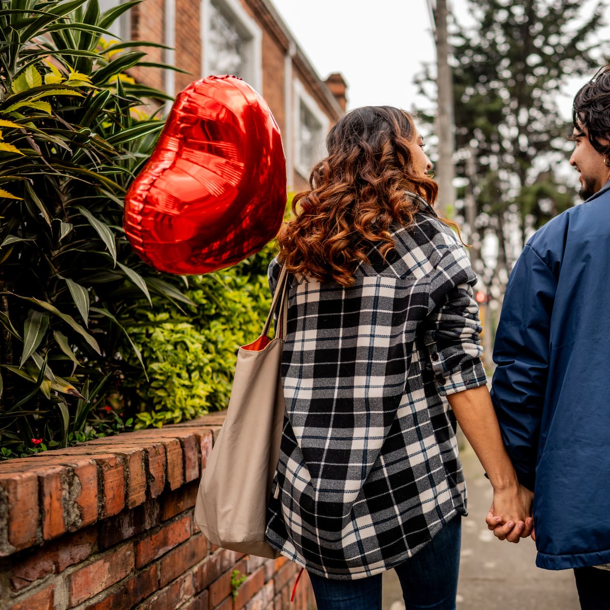 Según psicólogos, el amor tiene fecha de caducidad: Es una fase intensa y bioquímica ¿Cuánto dura?