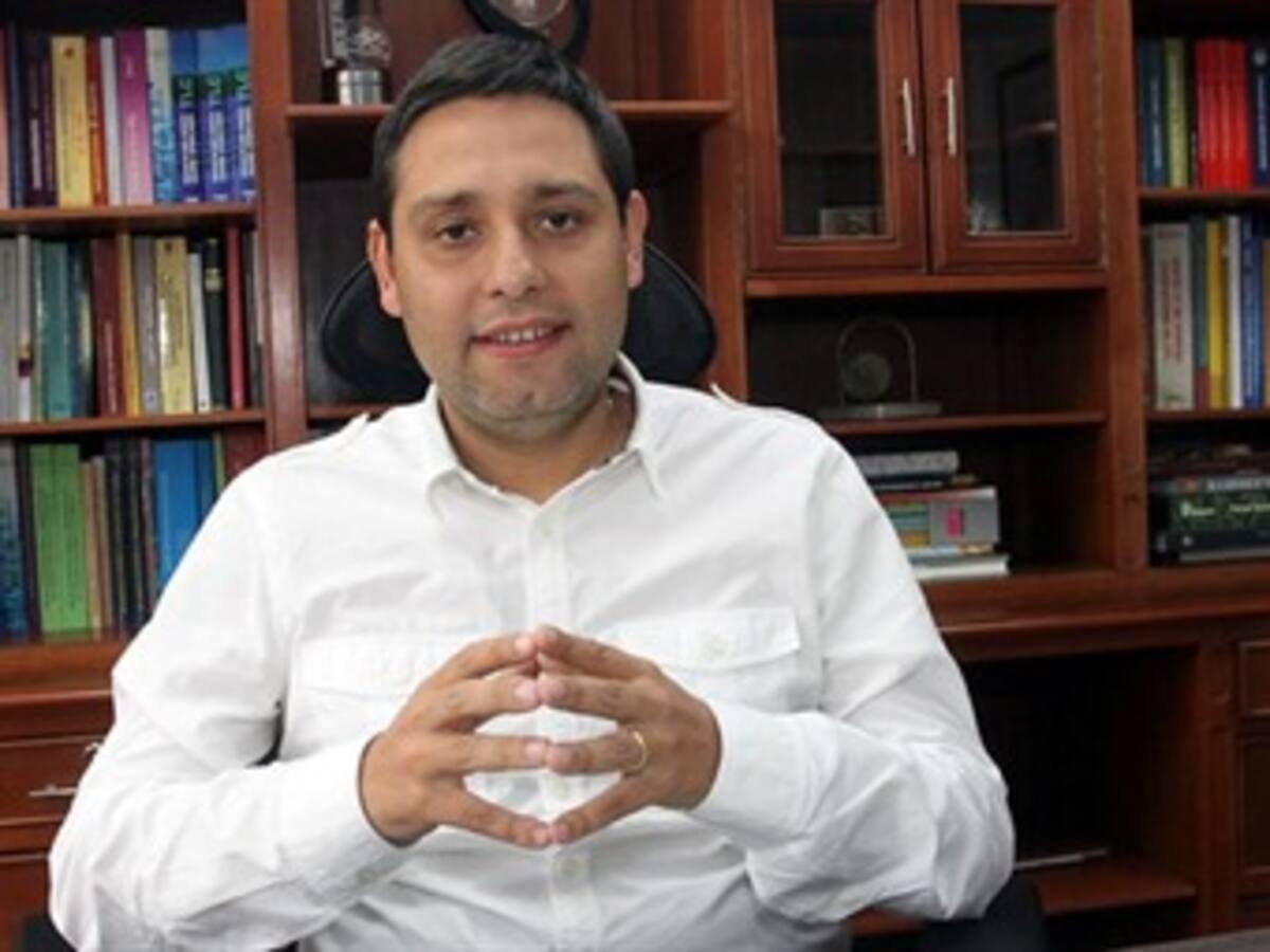 Mauricio Lizcano renunciaría a su aspiración a la presidencia del Congreso