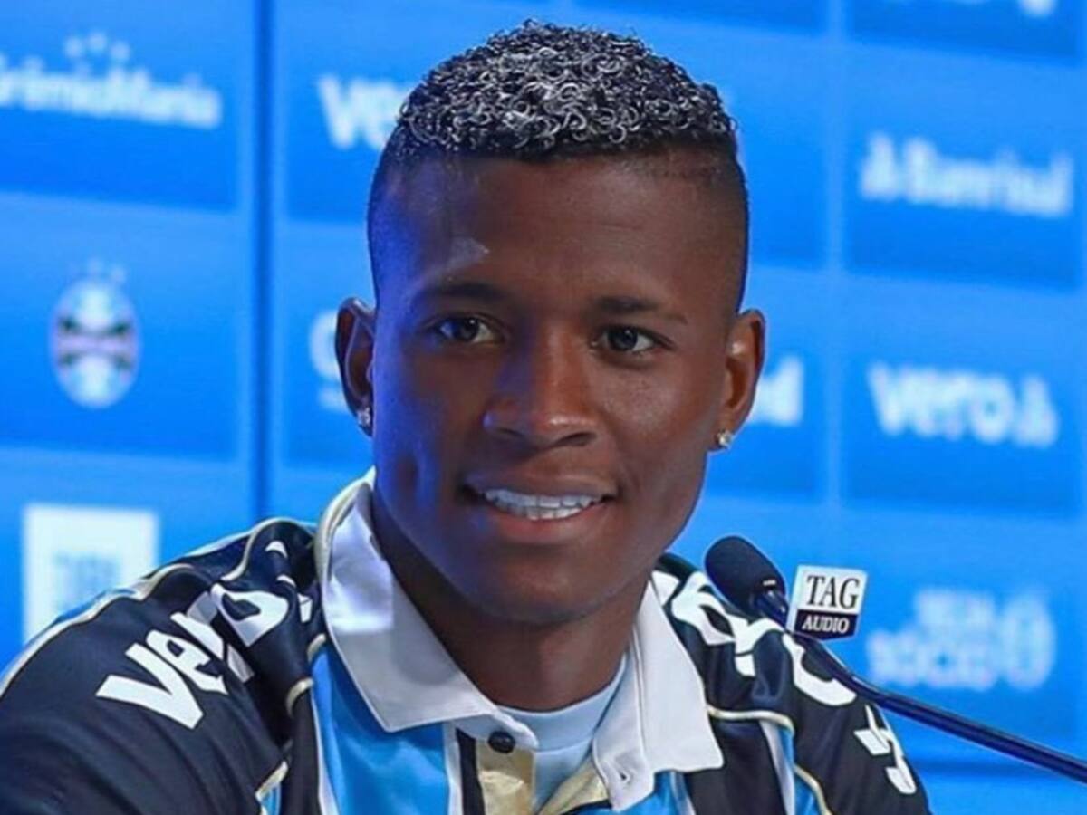 "Pienso en los compañeros que este aislamiento los cogió solos":L. Orejuela