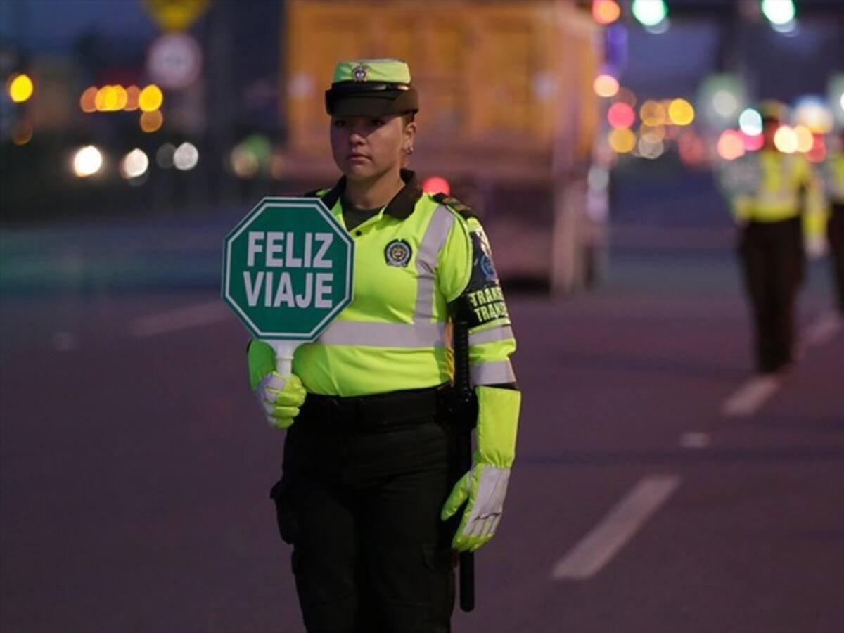 Agente de tránsito en Cali denunció ser agredida por un policía retirado