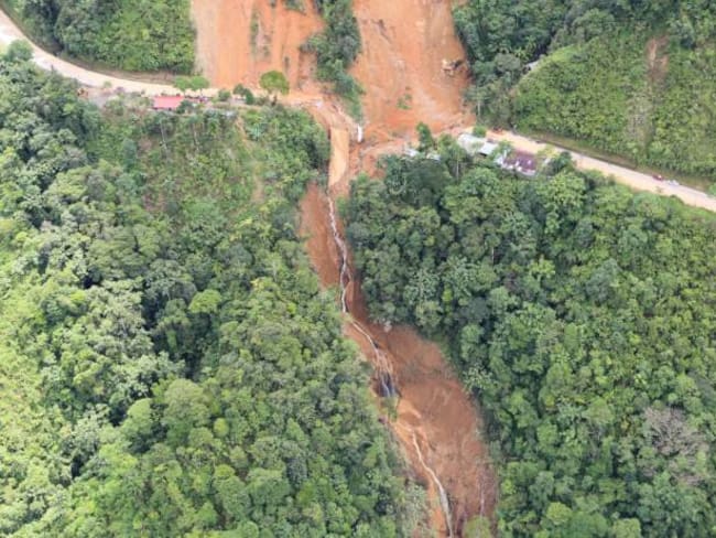Vía principal del Caquetá quedó incomunicada con el resto del país