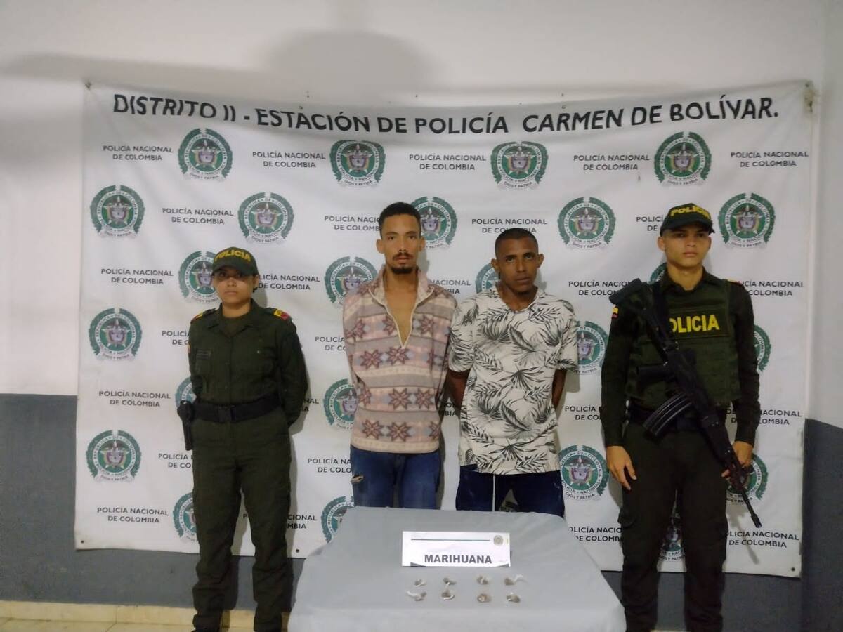 Cayeron ‘El Flaco’ y ‘Cara e’ Bruja’ con marihuana lista para vender en El Carmen